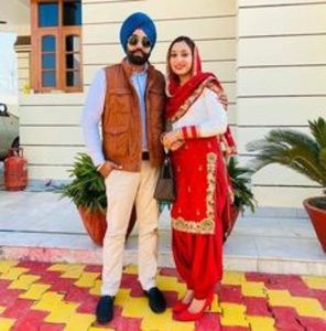 Meet your Posher, Hardeep